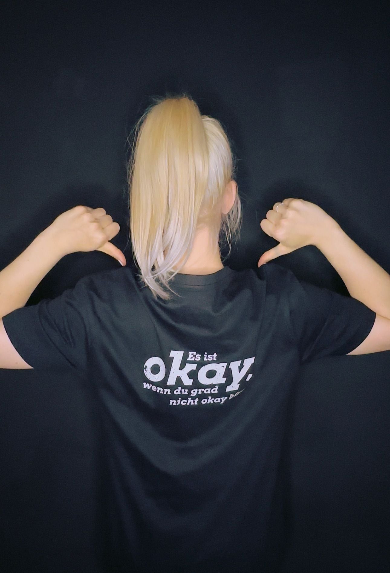 Es ist okay - Tasse und Shirt Bundle