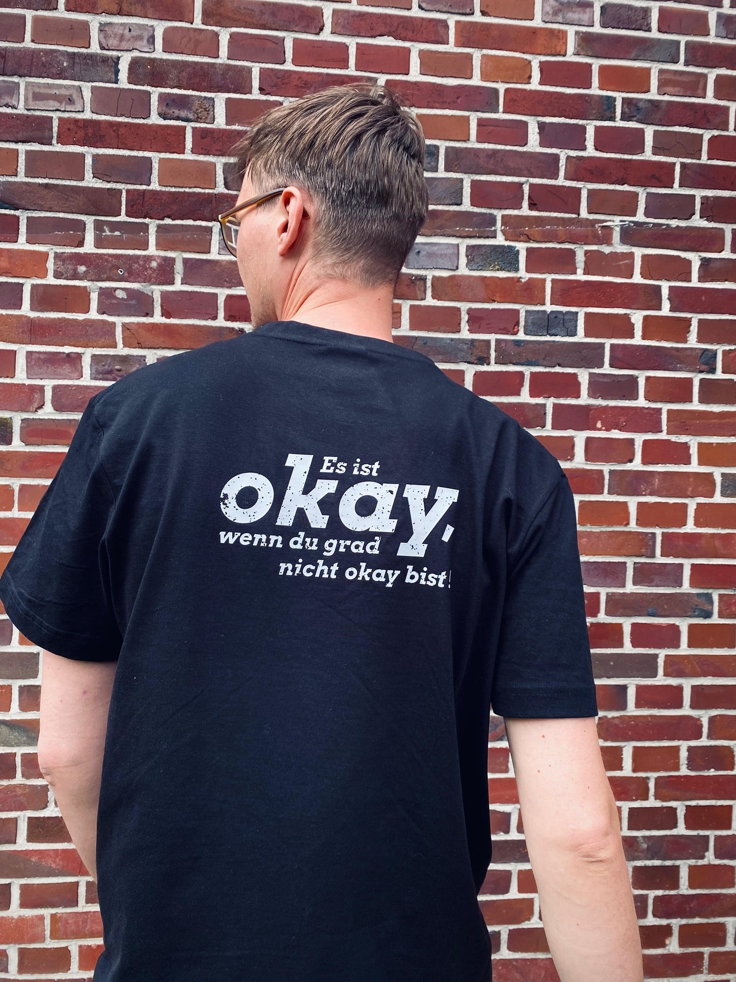 Es ist okay - Tasse und Shirt Bundle